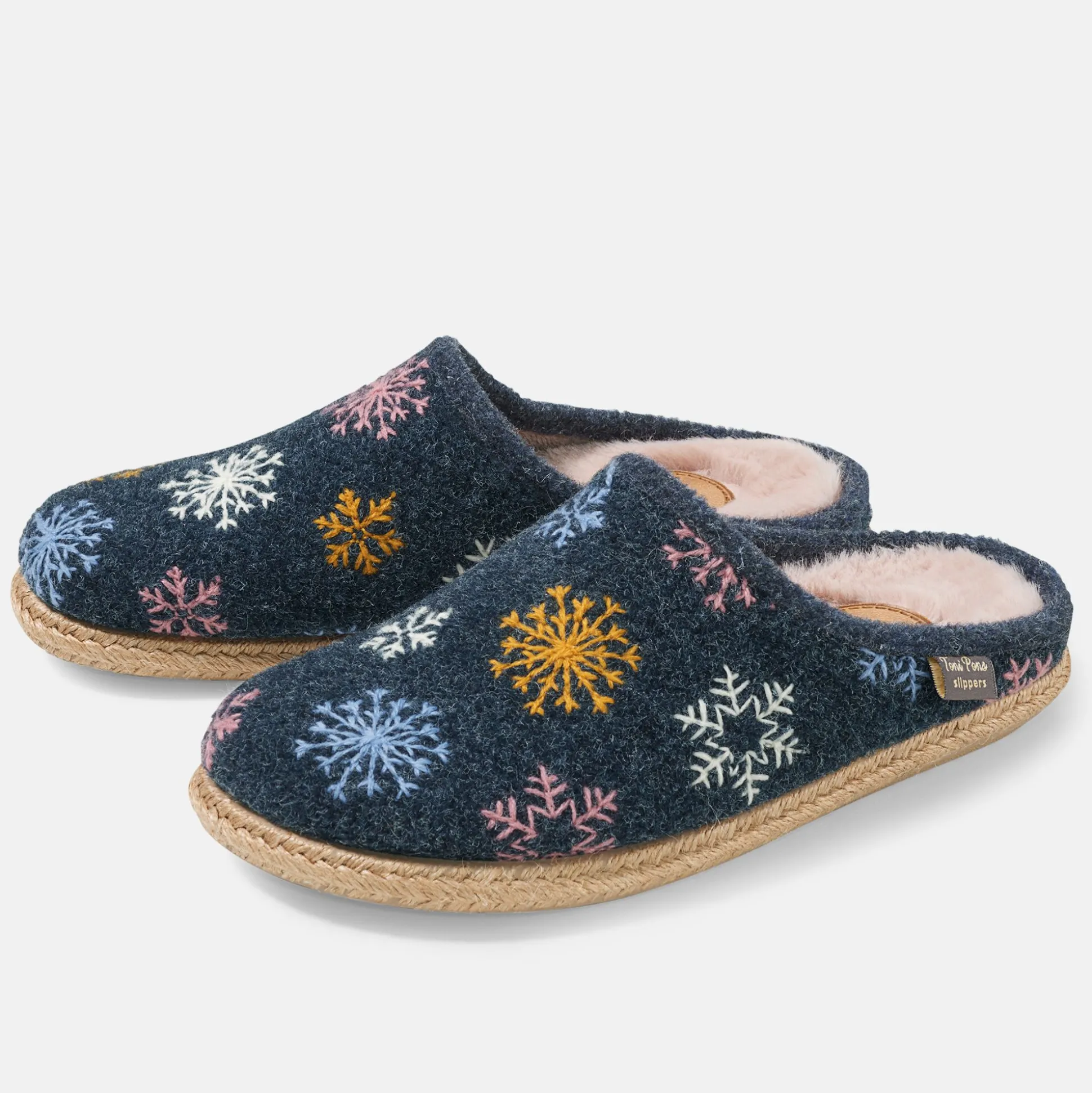 House Shoes*BÄR shoes Deli