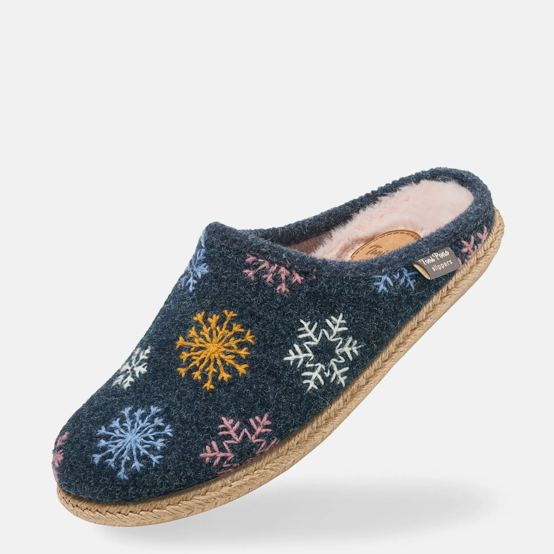 House Shoes*BÄR shoes Deli